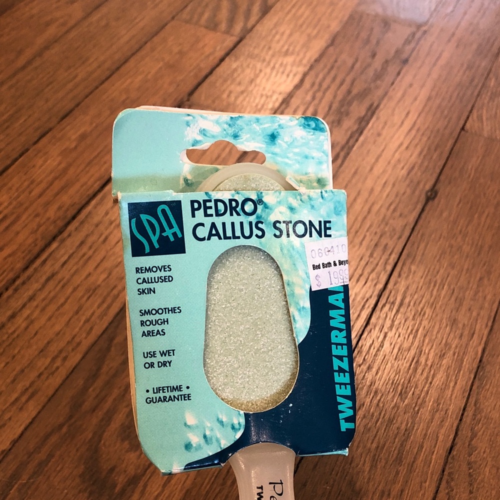 Exfoliating Gloves, Tanning Mitt, and Tweezerman Pedro Callus Stone Set - Picture 9 of 9